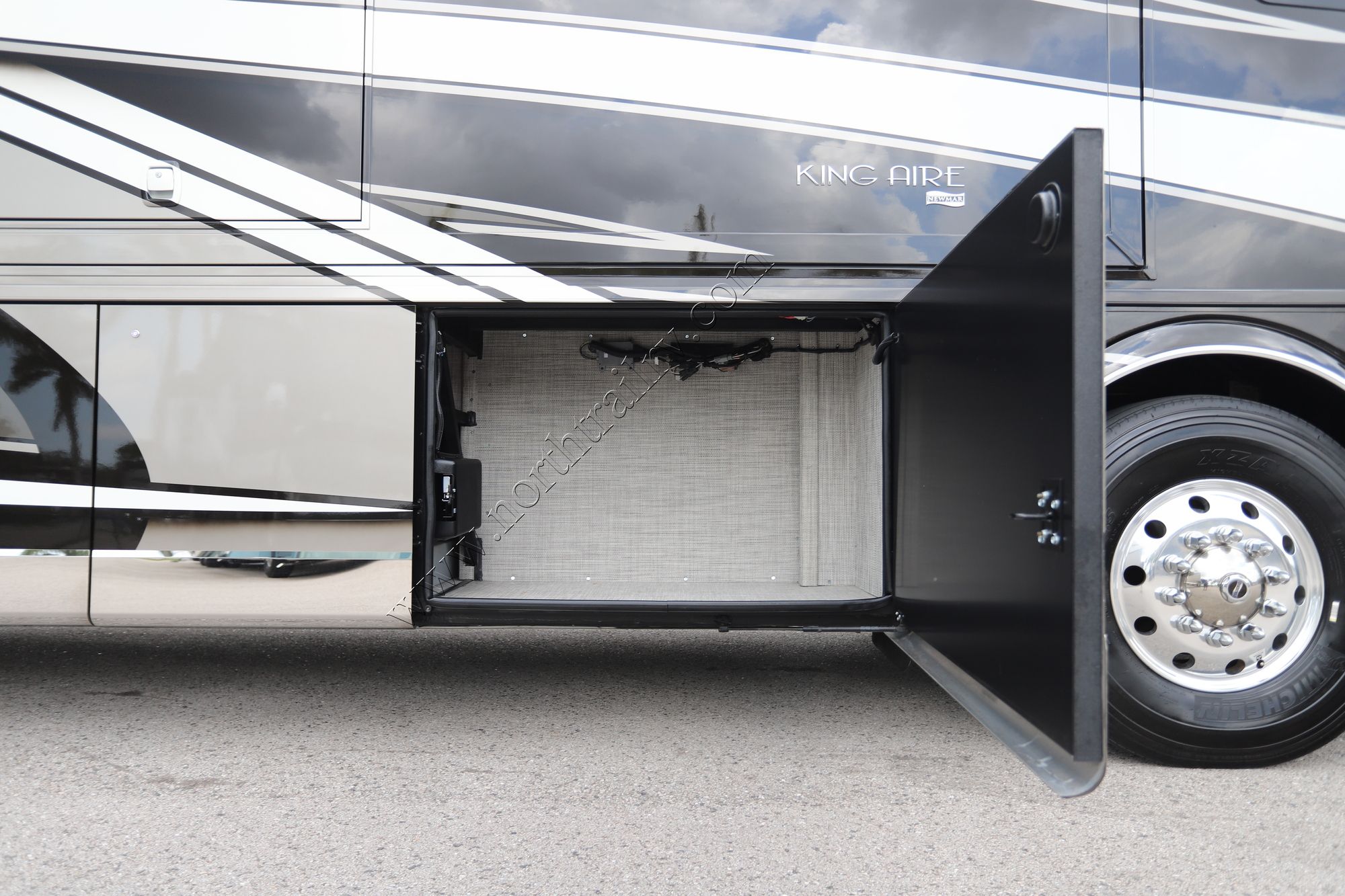 Used 2023 Newmar King Aire 4596 Class A  For Sale