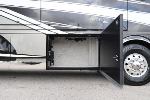2023 Newmar King Aire 4596