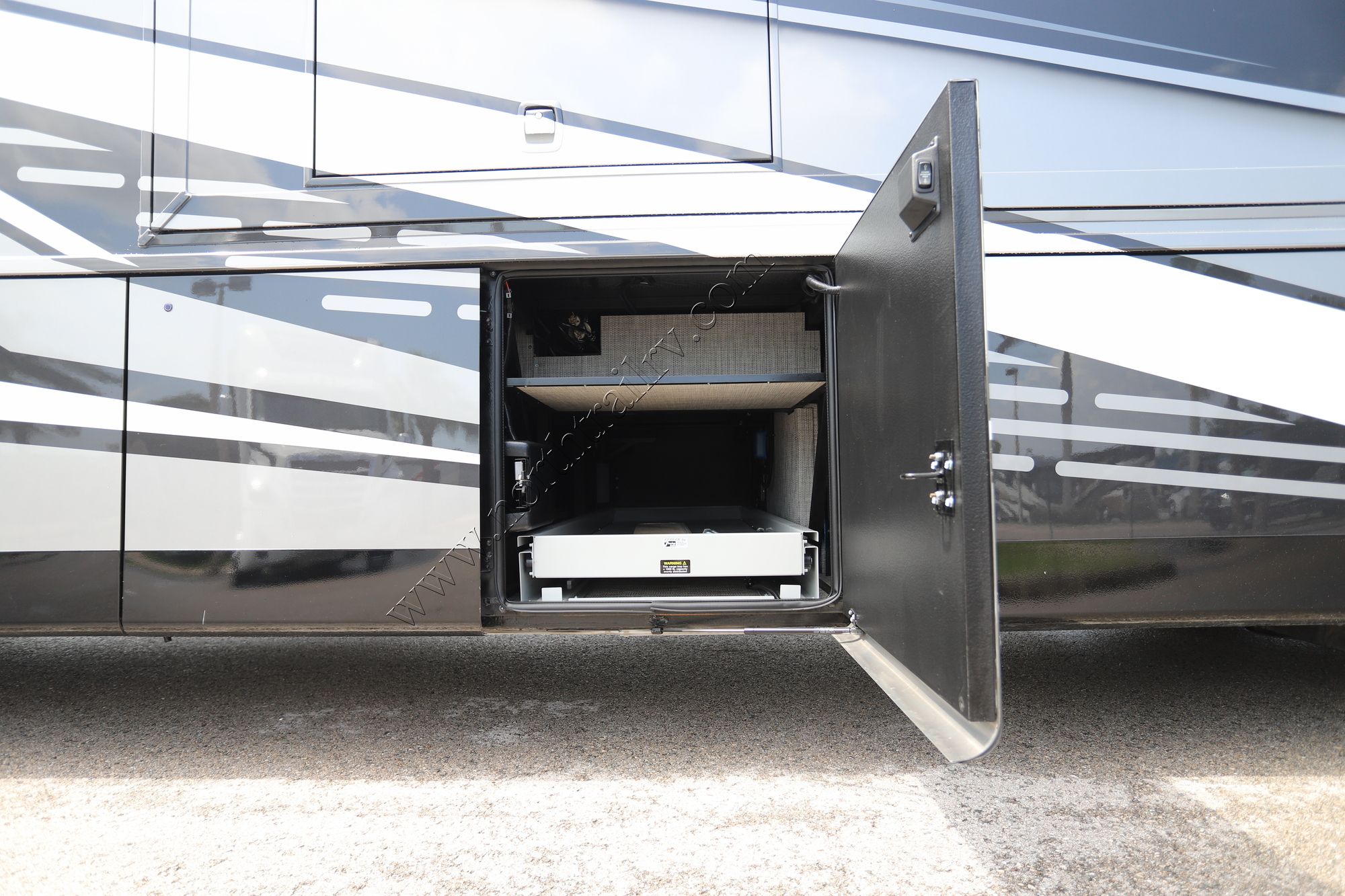 New 2026 Newmar King Aire 4596 Class A  For Sale