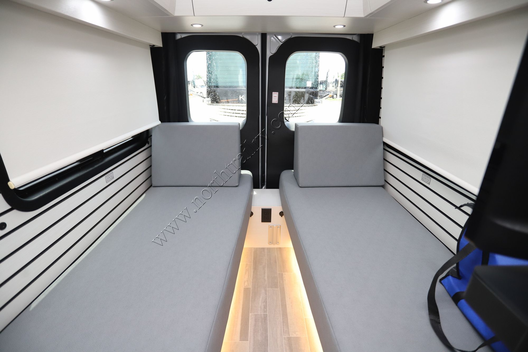 New 2025 Pleasure-Way Plateau TW Class B  For Sale