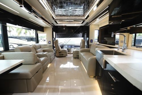 2023 Newmar King Aire 4596