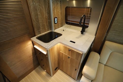 2025 Airstream Atlas Tommy Bahama
