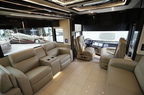 2023 Newmar King Aire 4596