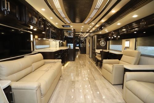 2020 Newmar London Aire 4551