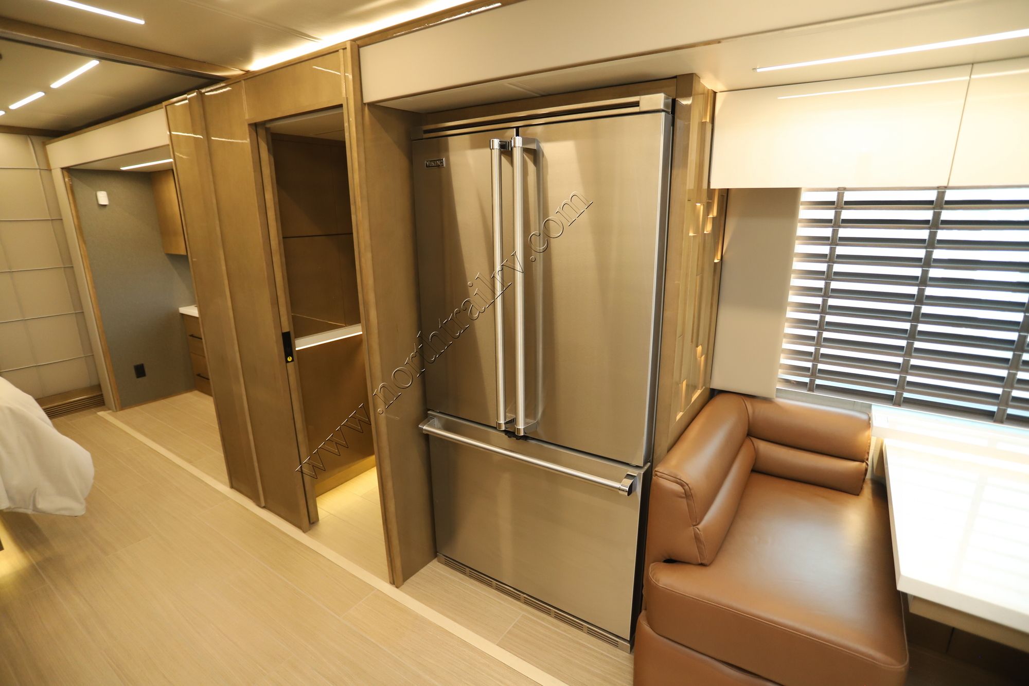 New 2026 Newmar King Aire 4596 Class A  For Sale