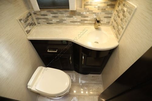 2020 Newmar London Aire 4551