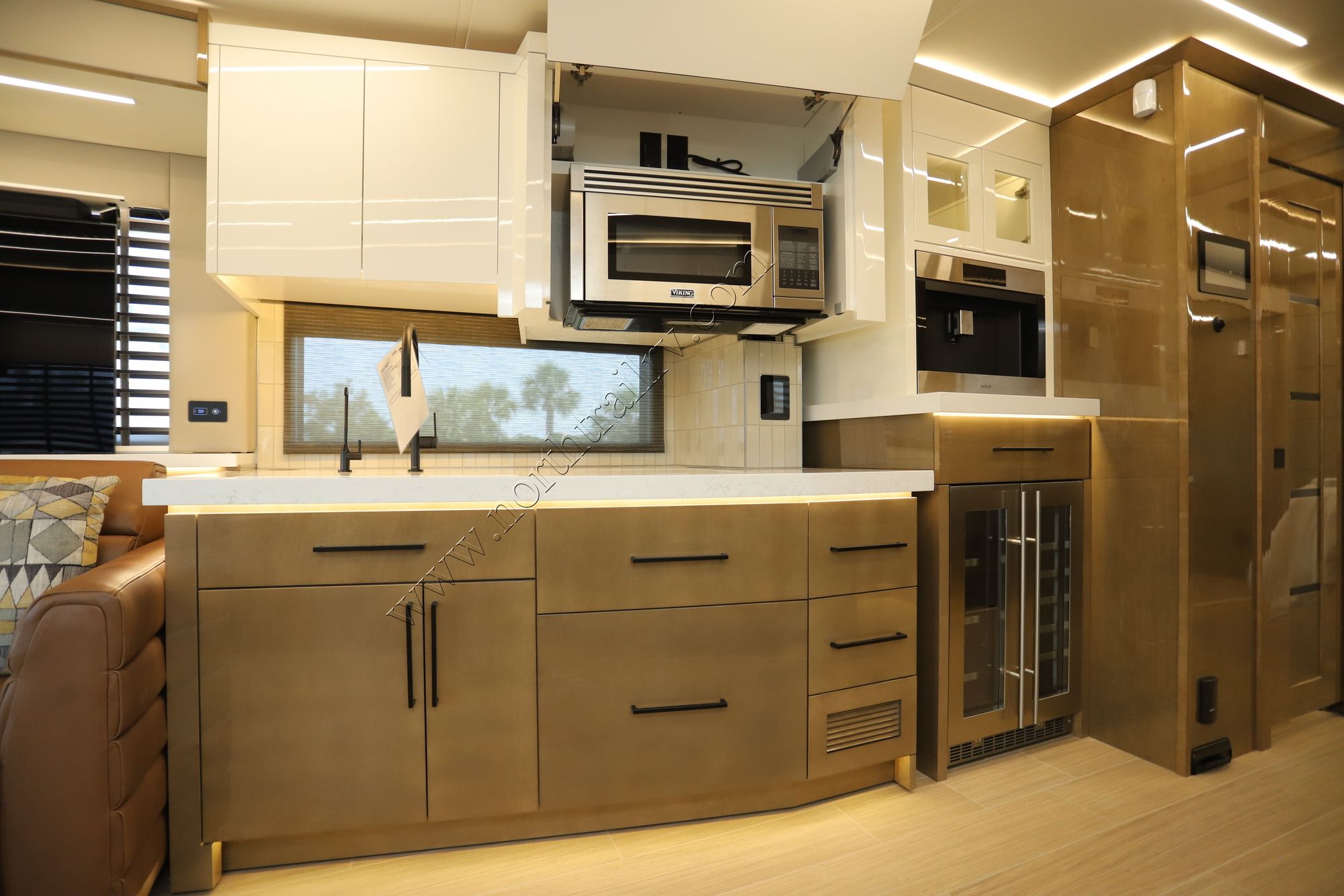 New 2026 Newmar King Aire 4596 Class A  For Sale