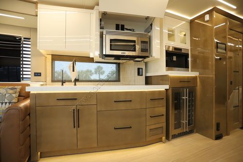 2026 Newmar King Aire 4596