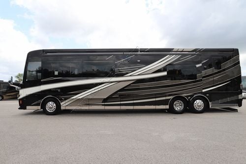 2023 Newmar King Aire 4596