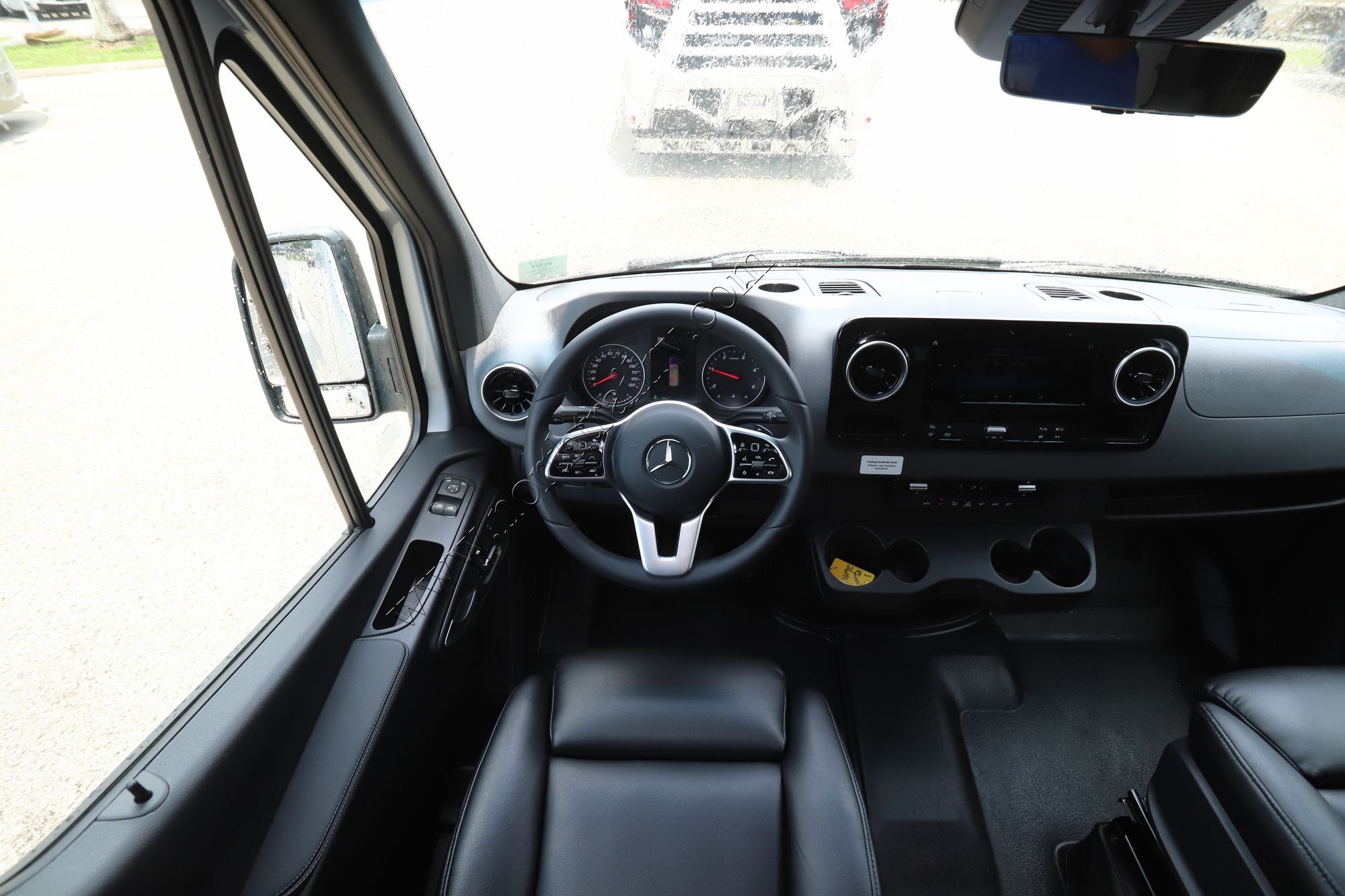 New 2025 Pleasure-Way Plateau TW Class B  For Sale