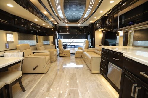 2020 Newmar London Aire 4551