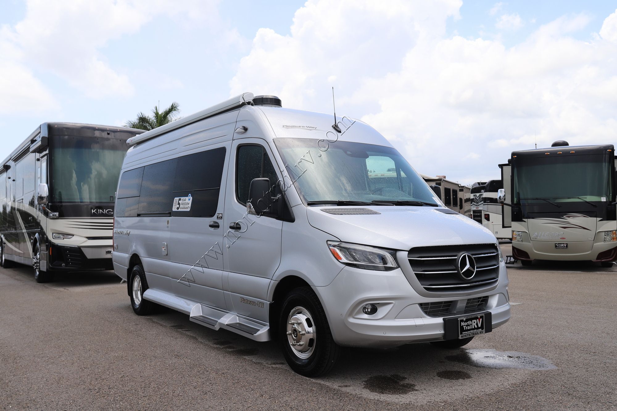 New 2025 Pleasure-Way Plateau TW Class B  For Sale