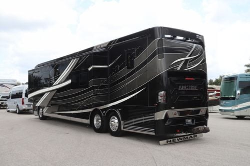 2023 Newmar King Aire 4596