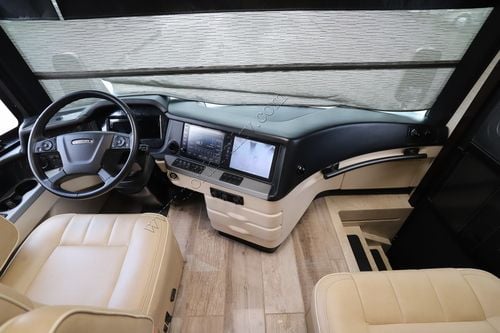2020 Newmar London Aire 4551