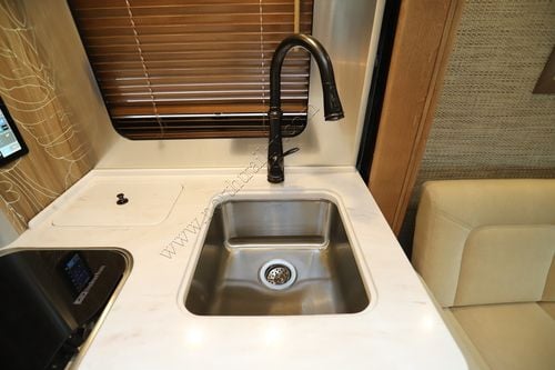 2025 Airstream Atlas Tommy Bahama