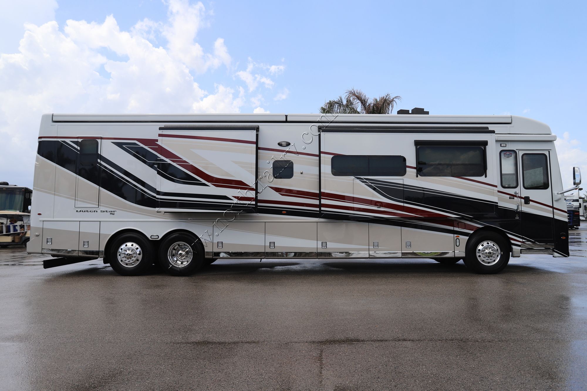 New 2026 Newmar Dutch Star 4369 Class A  For Sale