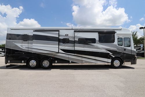 2025 Newmar Mountain Aire 4118