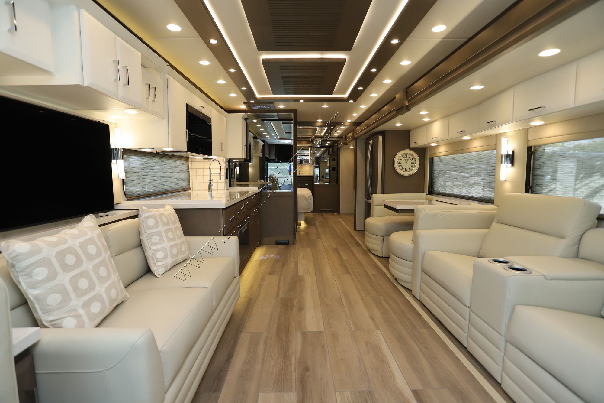 New 2025 Newmar Mountain Aire 4118 Class A  For Sale
