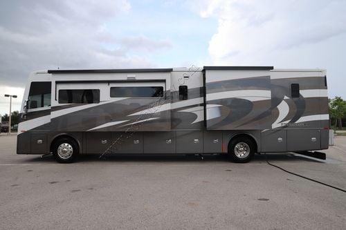 2020 Tiffin Motor Homes Phaeton 40IH