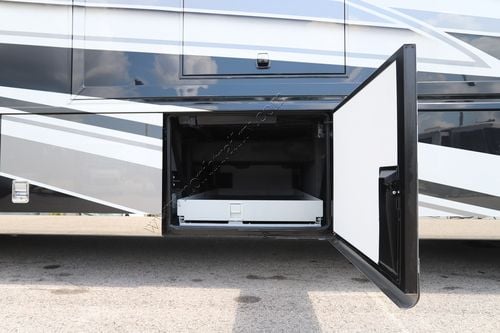 2025 Newmar Mountain Aire 4118