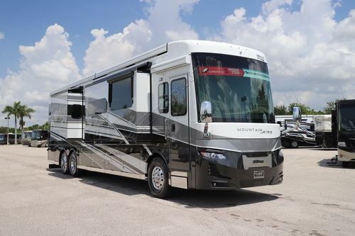 2025 Newmar Mountain Aire 4118