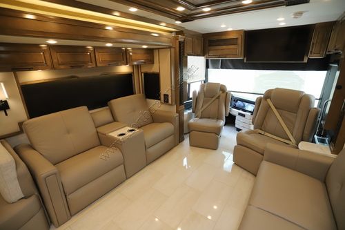 2026 Newmar London Aire 4595