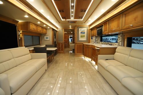2020 Tiffin Motor Homes Phaeton 40IH