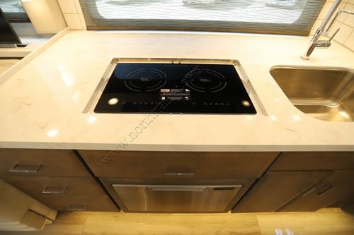 2025 Newmar Mountain Aire 4118