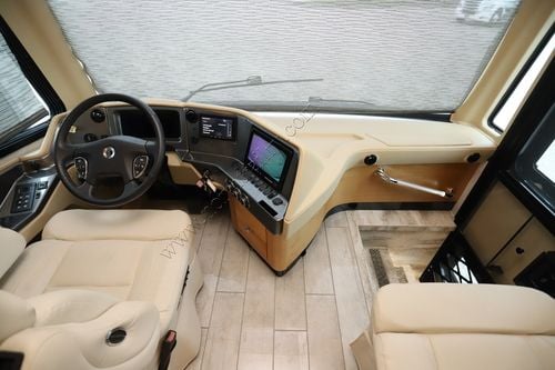 2020 Tiffin Motor Homes Phaeton 40IH