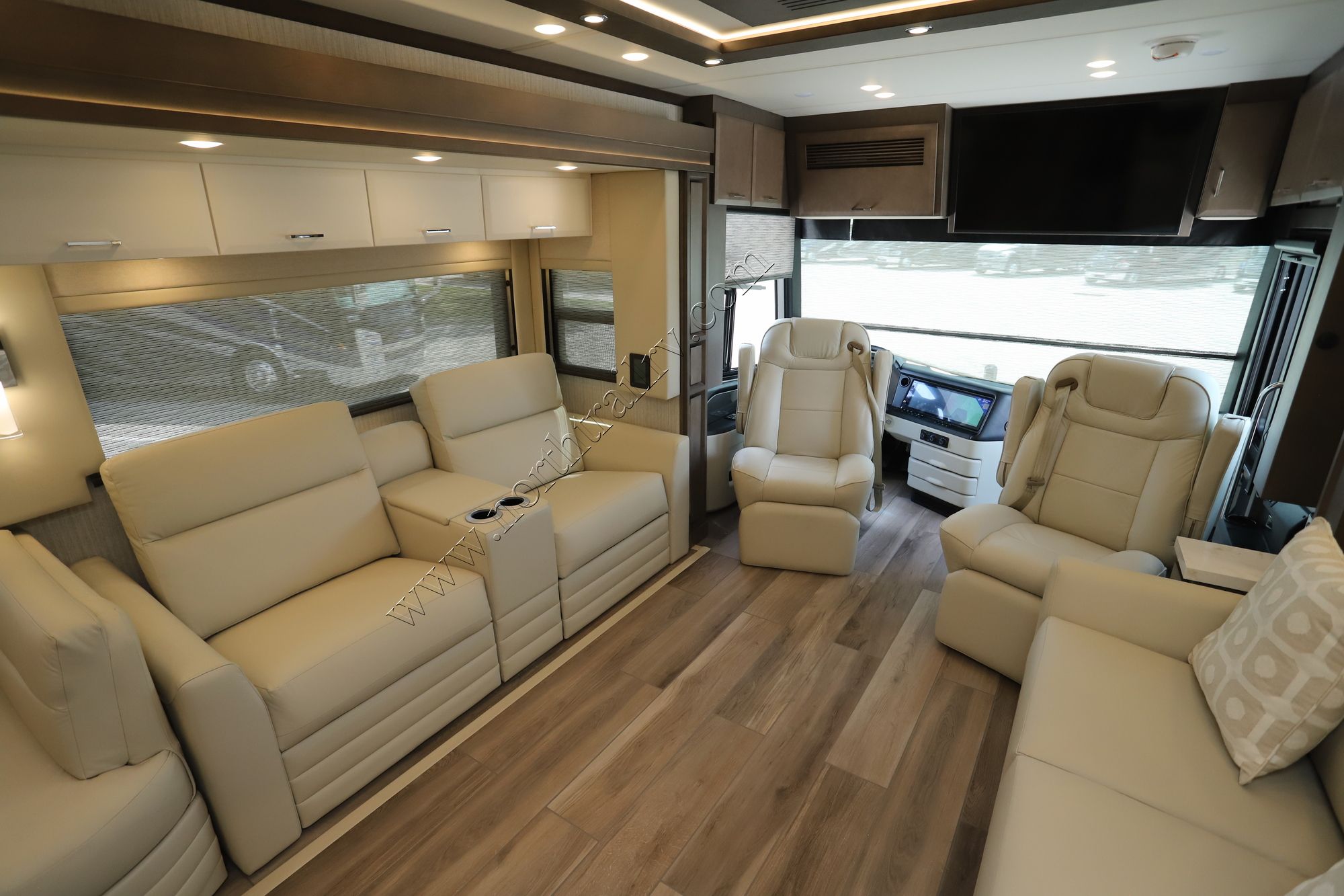 New 2025 Newmar Mountain Aire 4118 Class A  For Sale