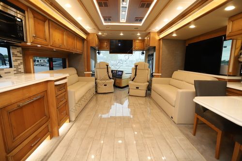 2020 Tiffin Motor Homes Phaeton 40IH