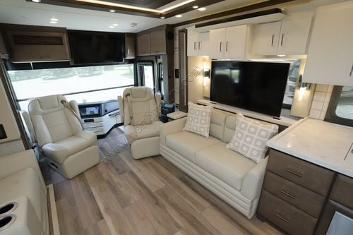 2025 Newmar Mountain Aire 4118