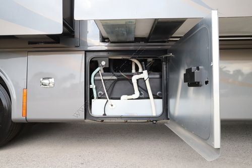 2020 Tiffin Motor Homes Phaeton 40IH