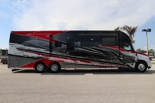 2026 Newmar Summit Aire 4505