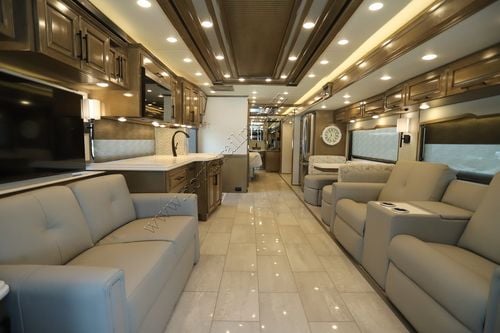 2026 Newmar Summit Aire 4505
