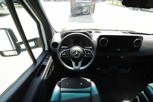 2024 Renegade Rv Vienna 25TBN