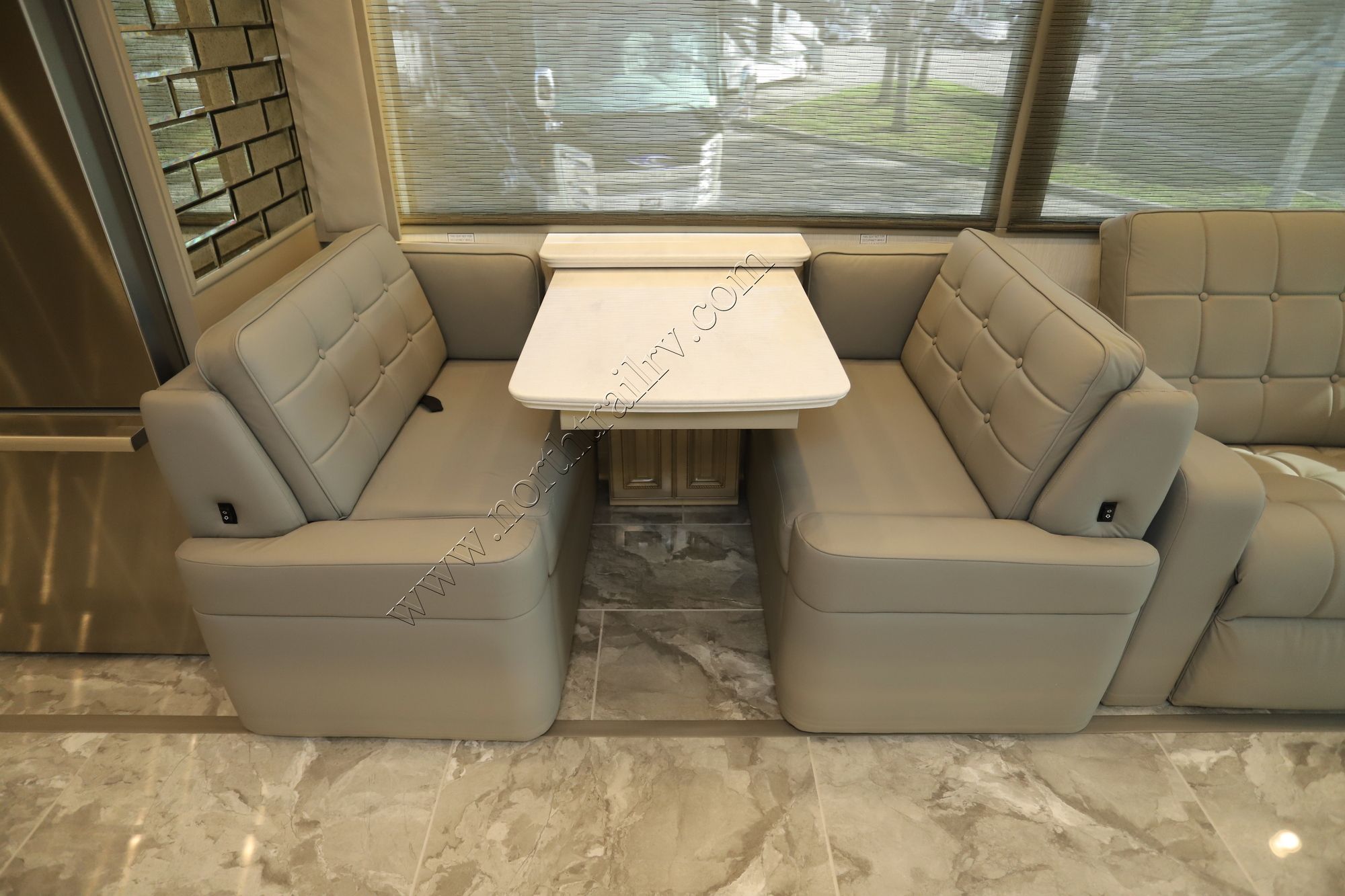 New 2026 Newmar Essex 4551 Class A  For Sale