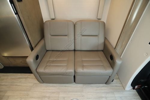 2024 Renegade Rv Vienna 25TBN