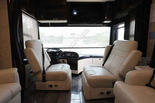 2018 Newmar London Aire 4534
