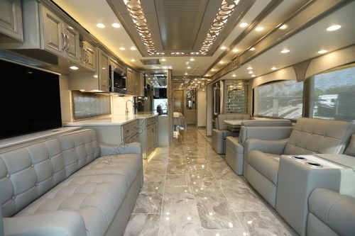 2026 Newmar Essex 4551