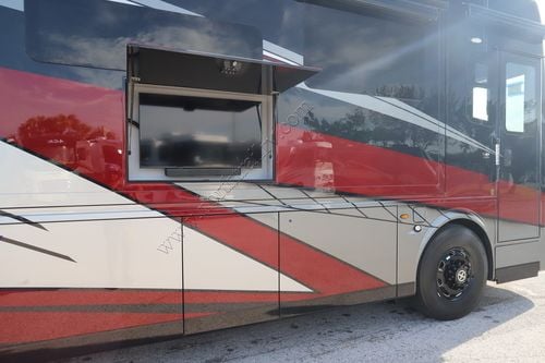 2026 Newmar Essex 4551