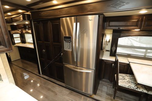 2018 Newmar London Aire 4534