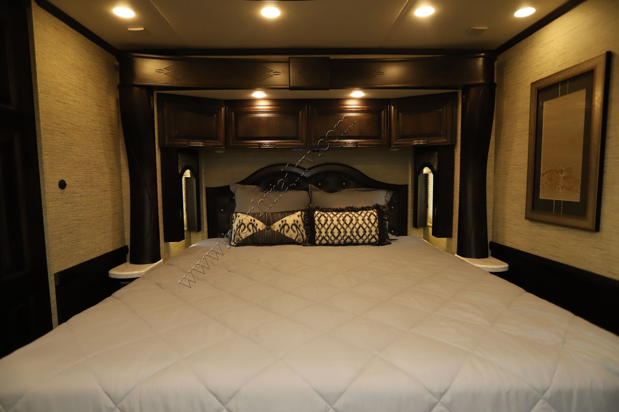 Used 2018 Newmar London Aire 4534 Class A  For Sale