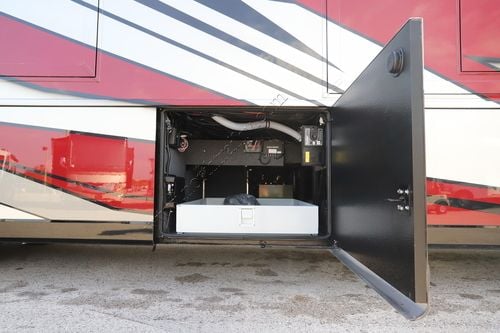 2026 Newmar Essex 4551