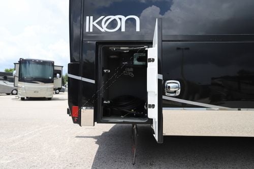 2022 Renegade Rv Ikon i4534RX
