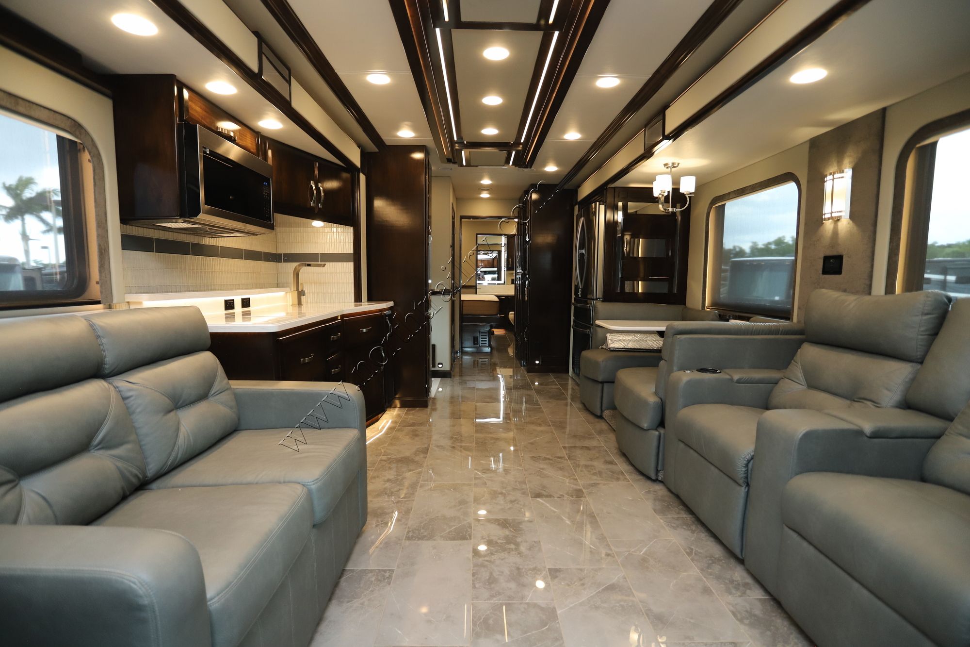 Used 2022 Renegade Rv Ikon i4534RX Super C  For Sale
