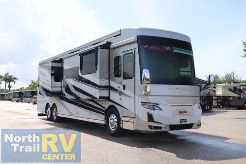 2026 Newmar Mountain Aire 4118
