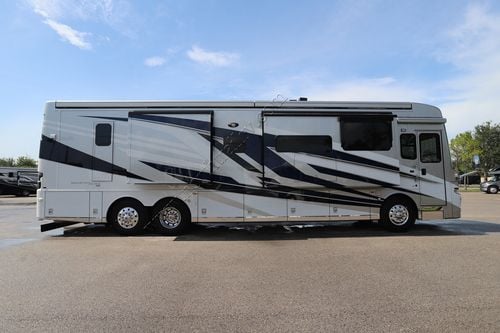2026 Newmar Mountain Aire 4118