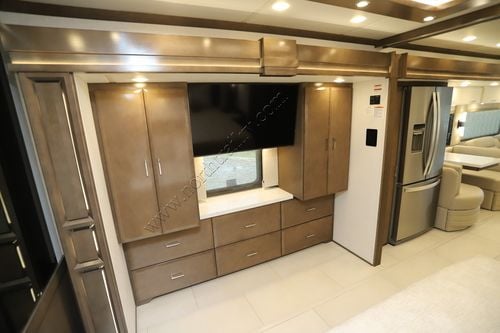 2026 Newmar Mountain Aire 4118