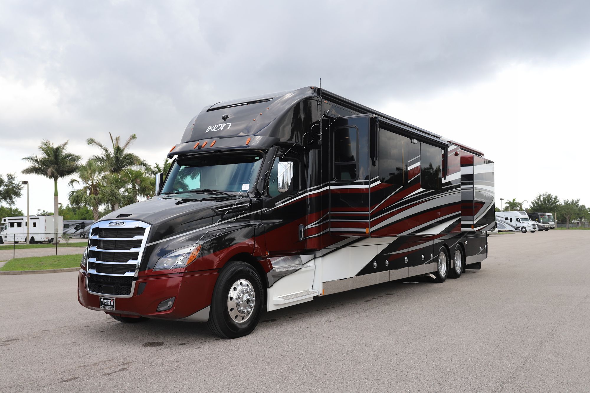 Used 2022 Renegade Rv Ikon i4534RX Super C  For Sale